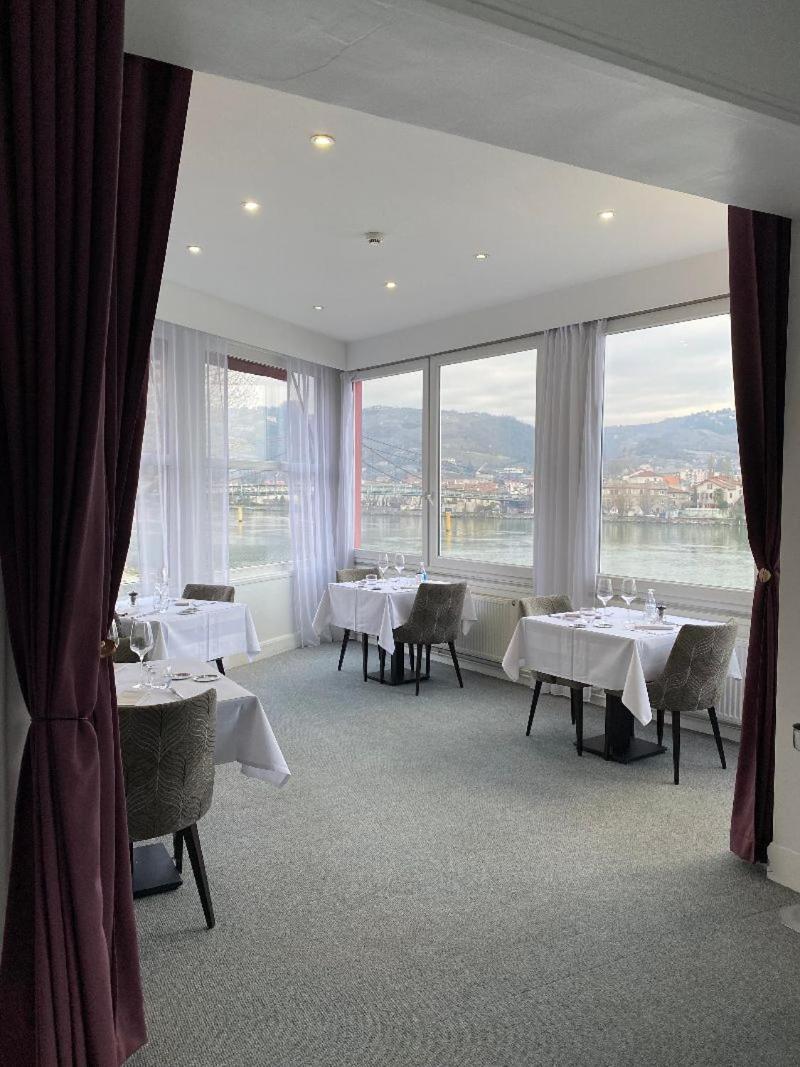 Hotel Le Bellevue Les Roches-de-Condrieu Eksteriør billede